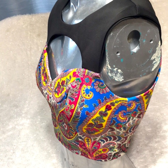 BEBE paisley crop top - Picture 3 of 6